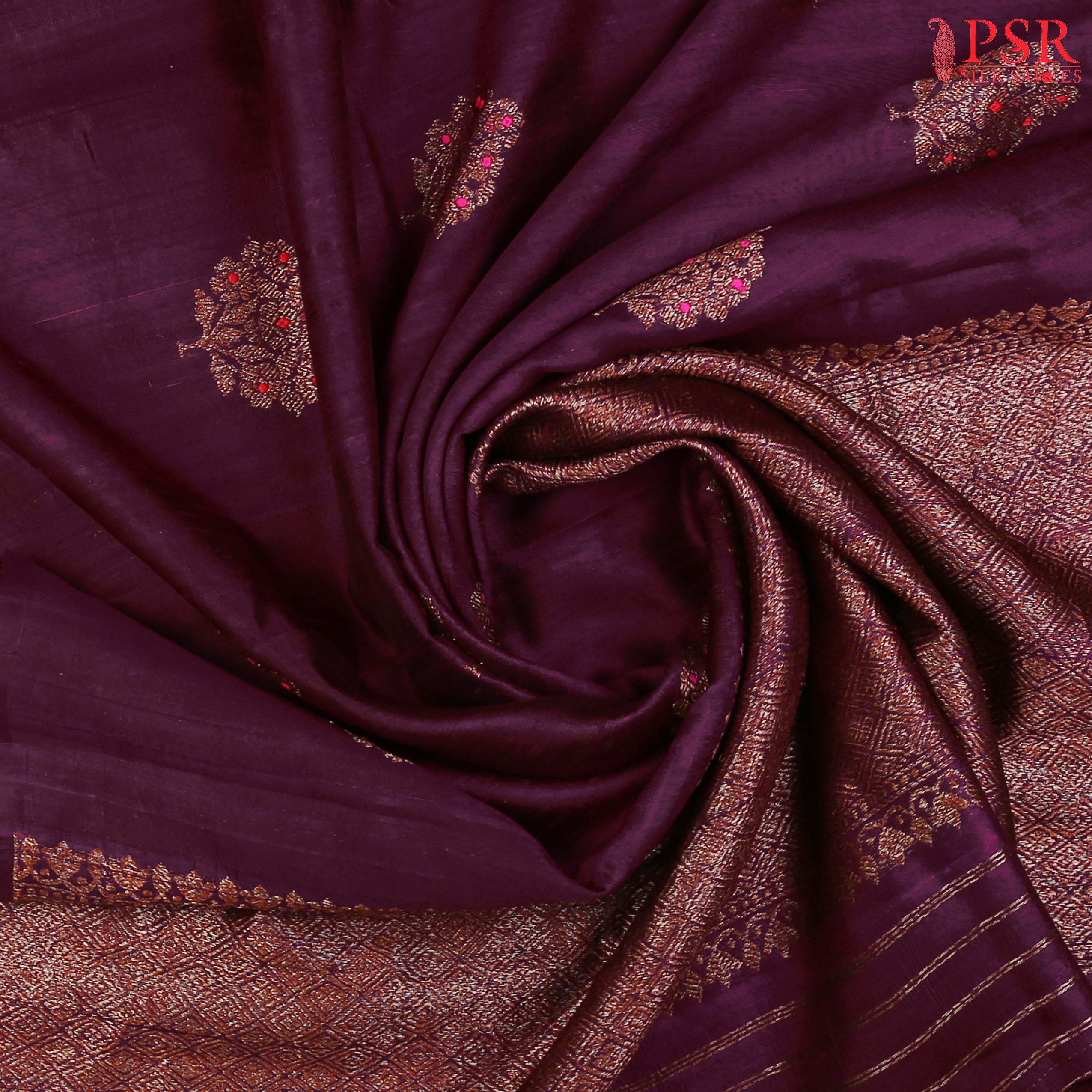 PSR Silks proudly presents a regal Dark Byzantium Purple&nbsp;Banaras Jute Silk Saree, paired with a rich Dark Green combination.