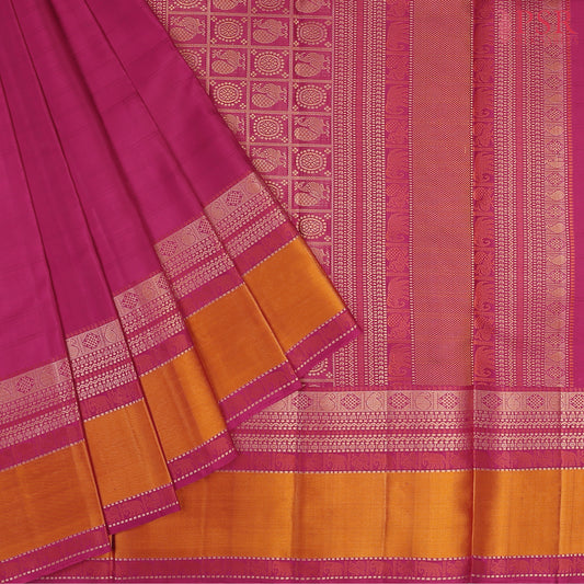 Drape yourself in sophistication with our Dark Hibiscus Pink&nbsp;Soft Silk Saree, a perfect blend of tradition and contemporary style.