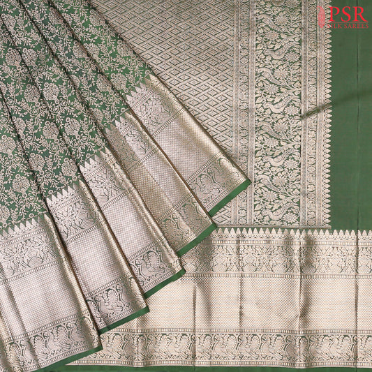 Pickle Green Kanchipuram Silk Saree