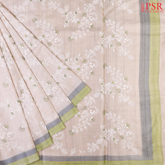 Beige With Green Kadhi Tussar Silk Saree