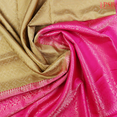 Khaki Soft Silk Saree with Trellis Thread Work, Silver Zari Paisley Border & Queen Pink Pallu – PSR Silks