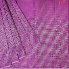 This Magenta Purple &amp; Light Pink Kanchipuram Silk Saree from PSR Silk Sarees is a captivating addition to the "Vaichitrya Kanjivaram" collection